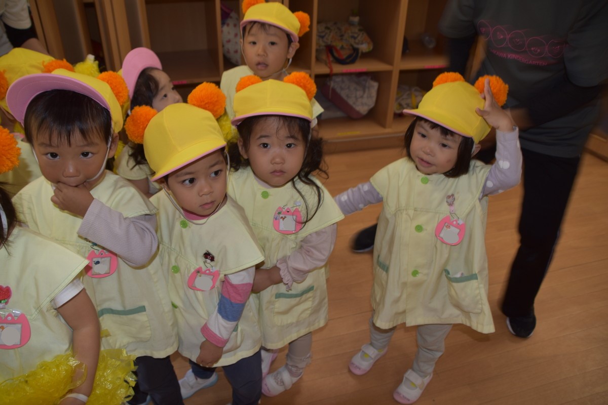 10月26日　2才児ちゅうりっぷ組の運動会ごっこ