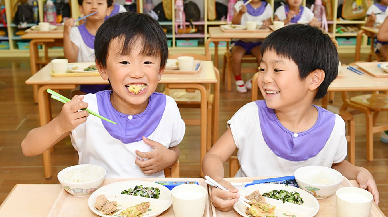 給食