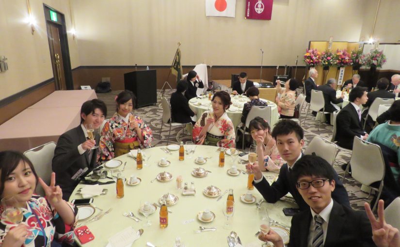 懇親会～これからの旅立つ皆さんへ～